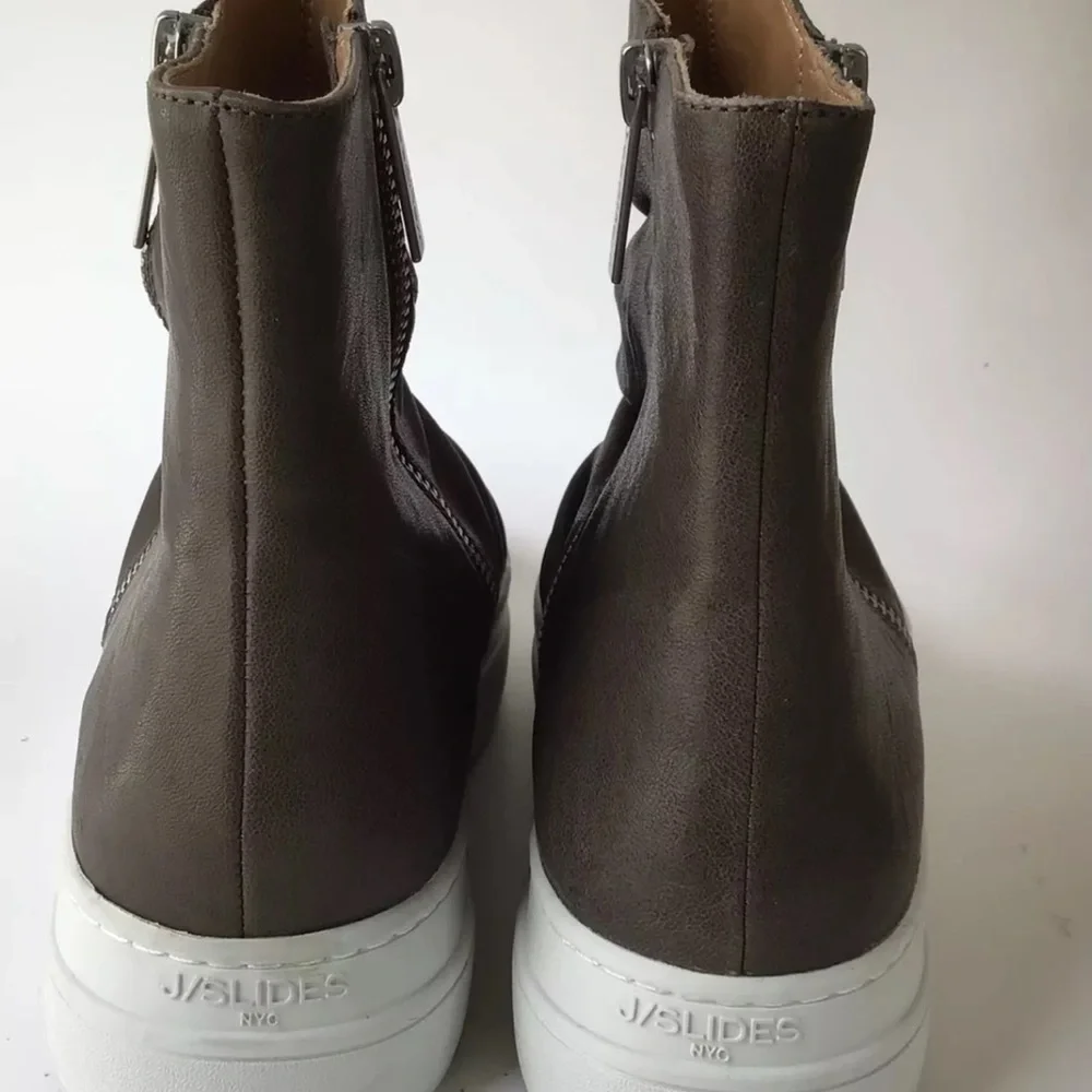 J/SLIDES Tina Platform High Top‎ Sneaker/Boot, Taupe (Size 6.5 M)